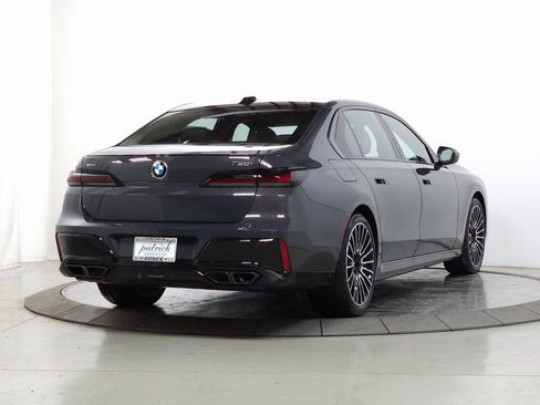 New 2026 BMW 760i xDrive w/ Executive Package AWD/4WD image 8