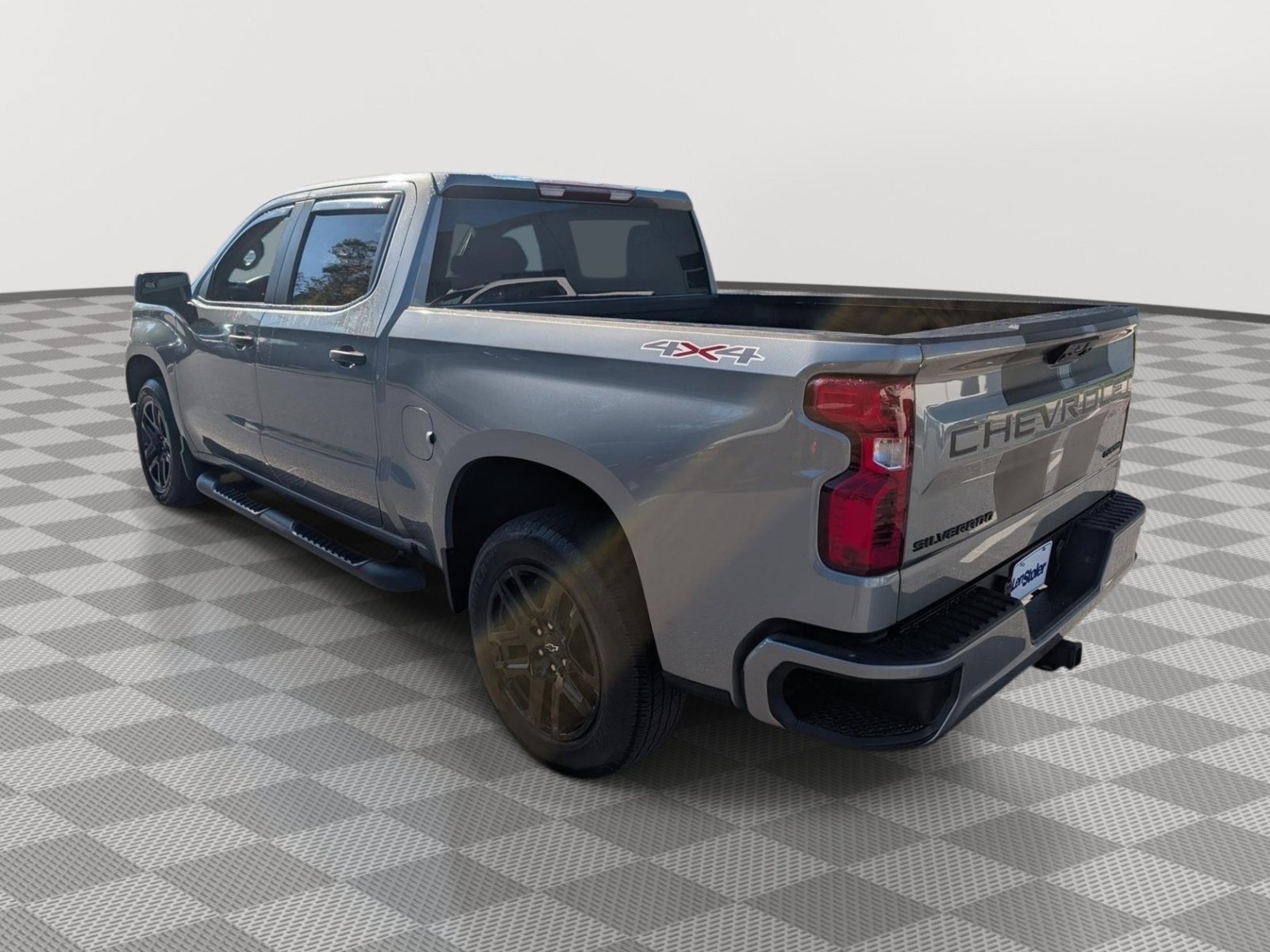 Used 2023 Chevrolet Silverado 1500 Custom w/ Rally Edition AWD/4WD image 3
