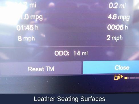 New 2025 Volvo XC40 B5 Ultra w/ Protection Package image 29