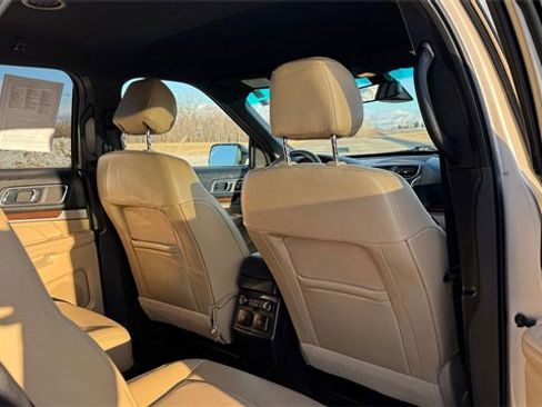 Used 2017 Ford Explorer Limited w/ Equipment Group 301A image 10