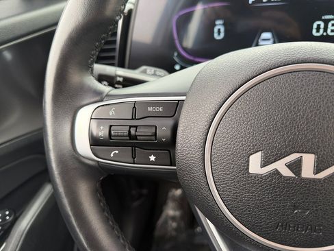 Used 2023 Kia Sportage EX image 19