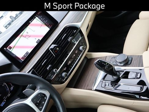 Used 2023 BMW 530i xDrive w/ M Sport Package AWD/4WD image 8