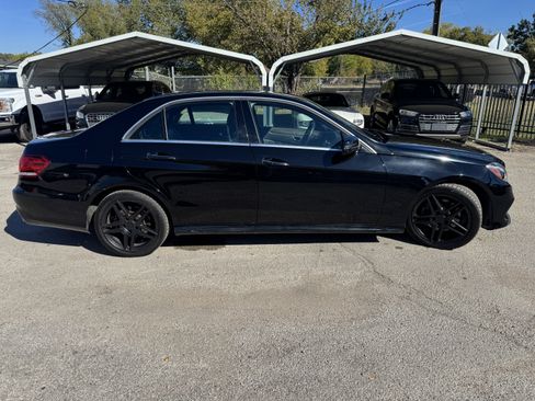 Used 2015 Mercedes-Benz E 400 Sedan image 4