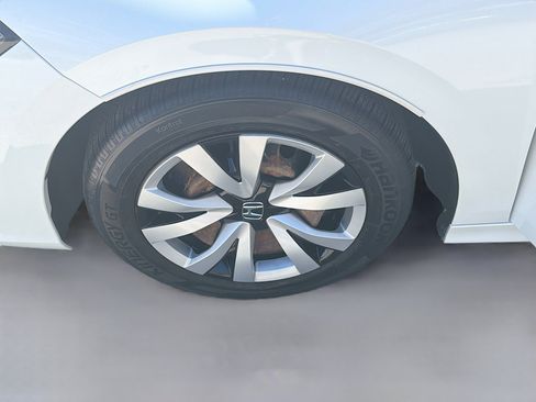 Certified 2022 Honda Civic LX image 35