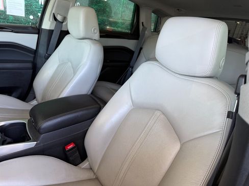 Used 2014 Cadillac SRX Premium w/ Driver Assist Package FWD image 19
