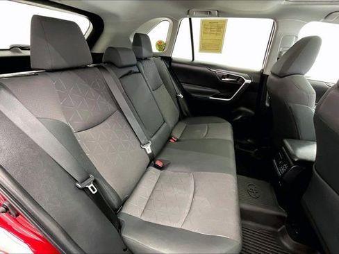 Used 2024 Toyota RAV4 XLE w/ Convenience Package image 19