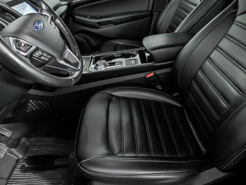 Used 2019 Ford Edge SEL w/ Equipment Group 201A image 17