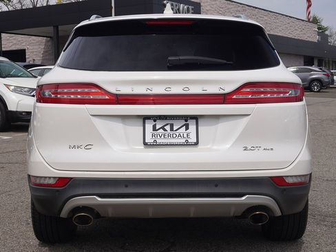 Used 2017 Lincoln MKC Reserve w/ Lincoln MKC Climate Package AWD/4WD image 12