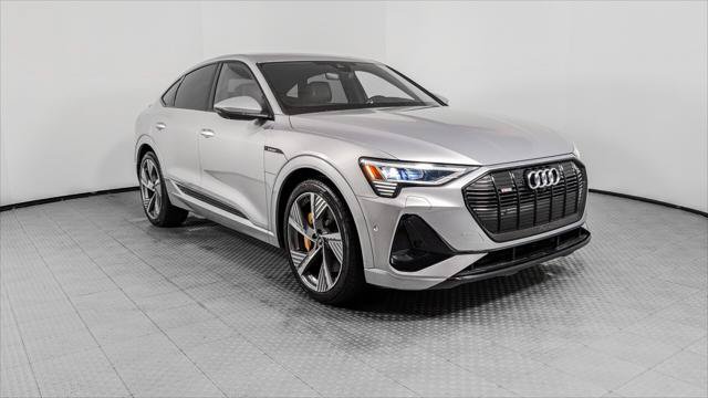 Used 2022 Audi e-tron Prestige w/ Prestige Package AWD/4WD image 9