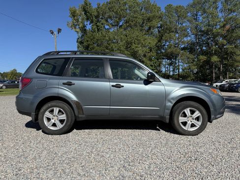 Used 2010 Subaru Forester 2.5X image 8