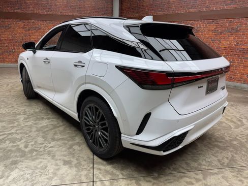 Used 2024 Lexus RX 500h F Sport w/ Convenience Package AWD/4WD image 2