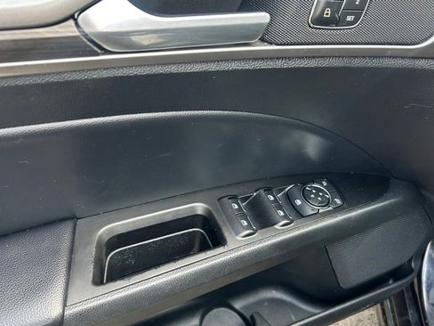 Used 2019 Ford Fusion SEL AWD/4WD image 6