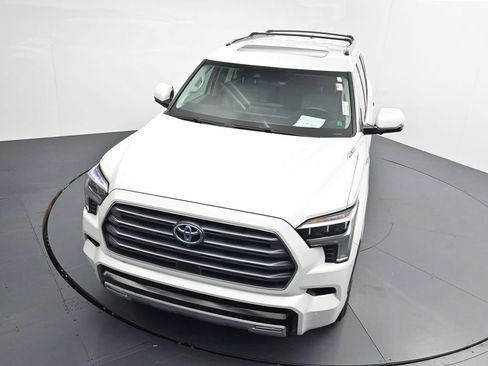 Used 2023 Toyota Sequoia Limited w/ TRD Off-Road Package AWD/4WD image 11