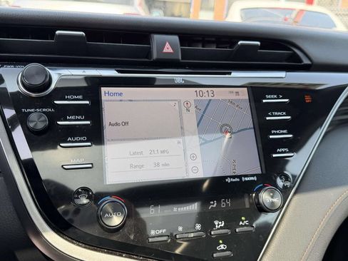 Used 2019 Toyota Camry XLE w/ Driver Assist Package FWD image 29