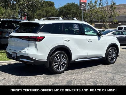 Certified 2026 INFINITI QX60 Luxe w/ Cargo Package FWD image 5
