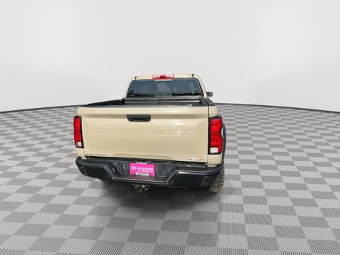 Used 2024 Chevrolet Colorado ZR2 w/ Technology Package image 7