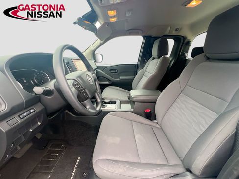 Used 2024 Nissan Frontier S image 25