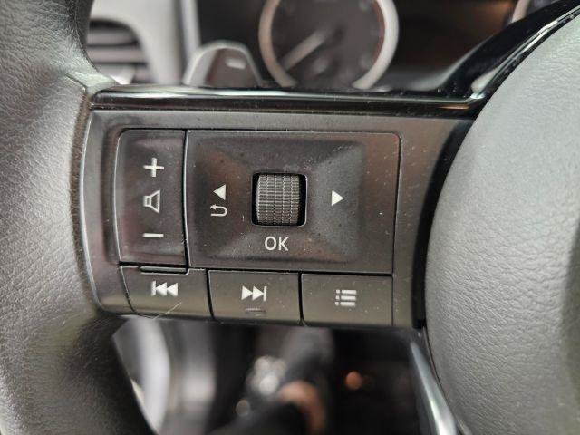 Used 2021 Nissan Rogue SV AWD/4WD image 12