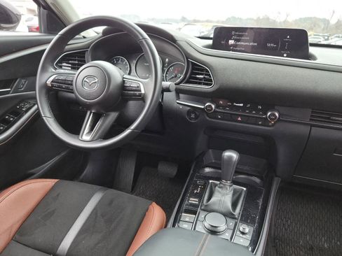 Used 2025 MAZDA CX-30 Carbon image 18