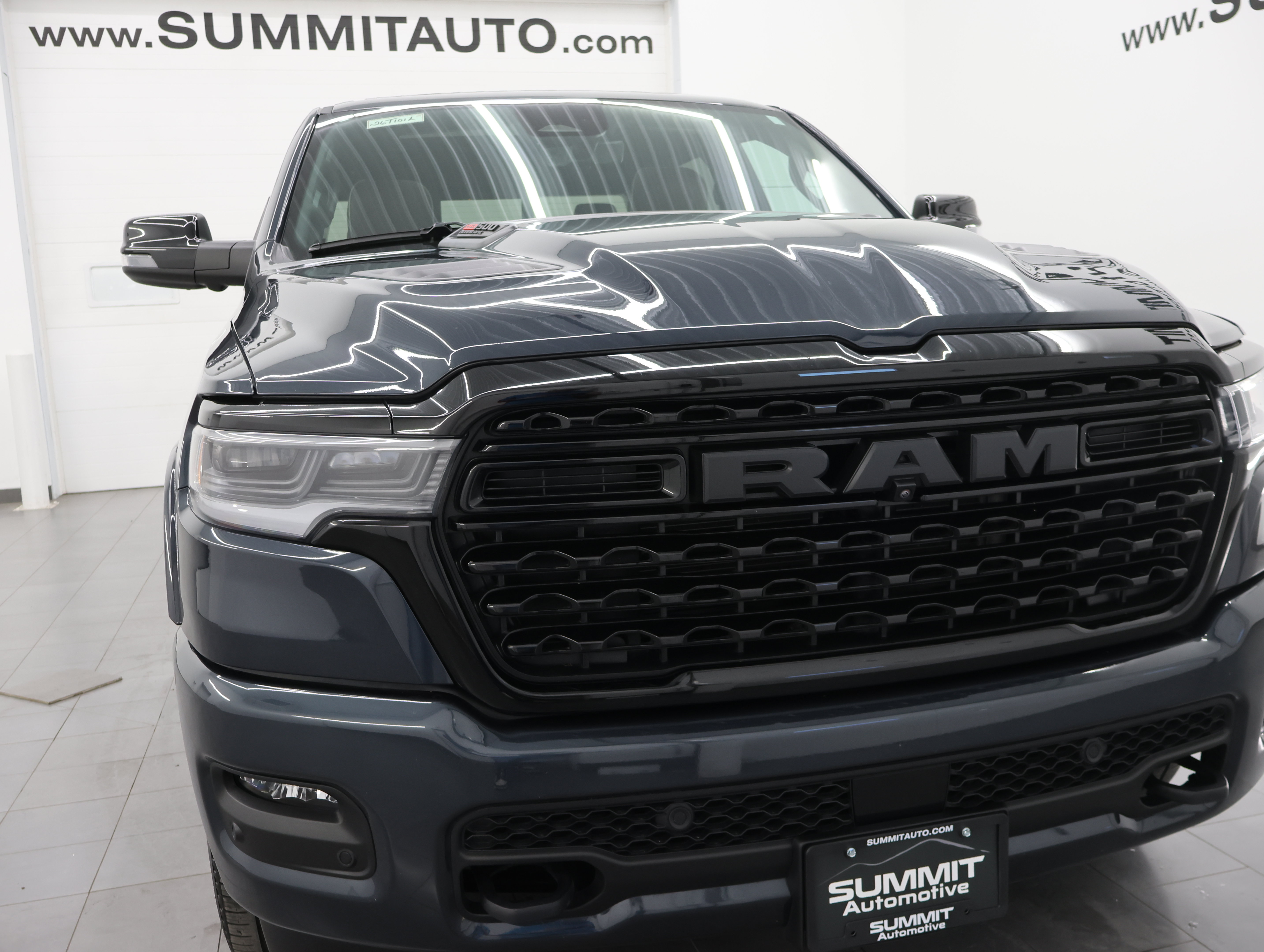 Used 2026 RAM 1500 Limited AWD/4WD image 25
