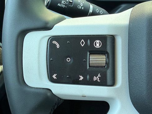 Used 2025 Land Rover Defender 110 S AWD/4WD image 11
