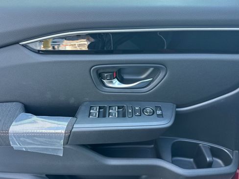 New 2026 Honda Pilot Sport image 10