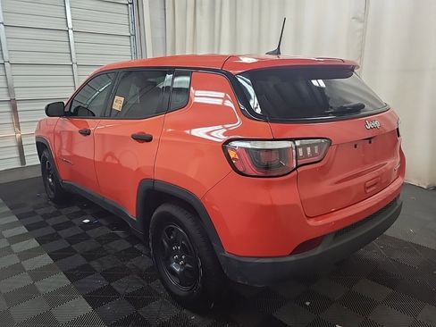 Used 2019 Jeep Compass Sport w/ Cold Weather Group FWD image 3