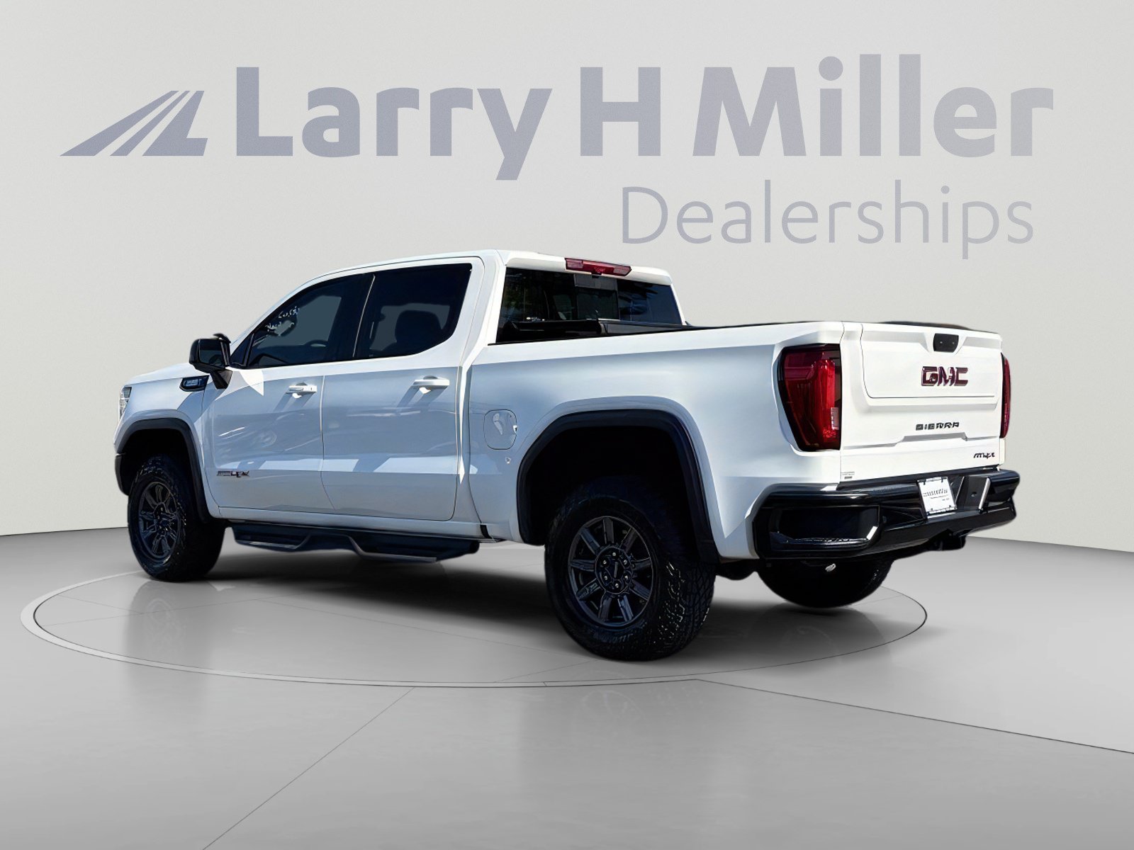 Used 2026 GMC Sierra 1500 AT4X AWD/4WD image 3