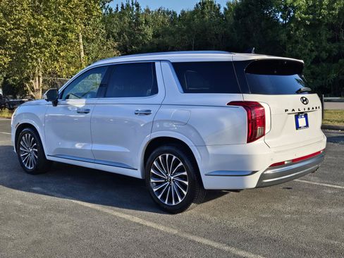 Used 2025 Hyundai Palisade Calligraphy FWD image 6