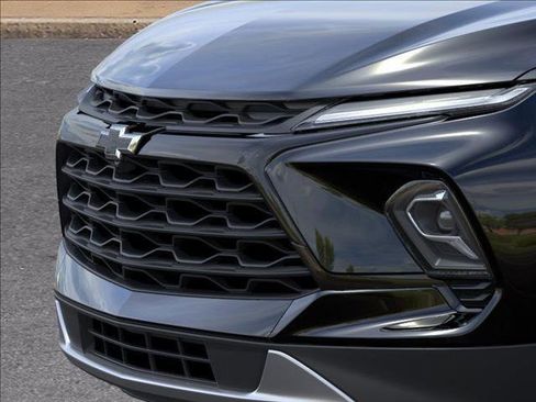 New 2026 Chevrolet Blazer LT image 13