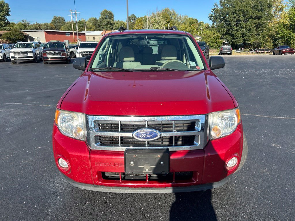 Used 2011 Ford Escape XLT w/ 201A Rapid Spec Order Code AWD/4WD image 2