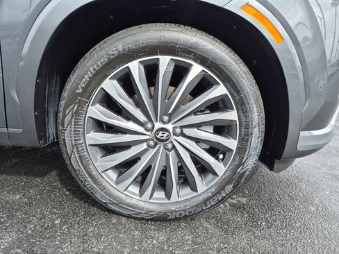 Used 2024 Hyundai Palisade Calligraphy image 9