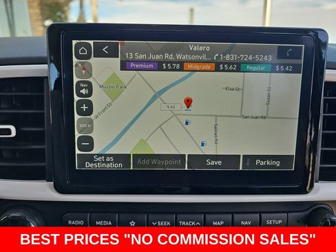 Used 2022 Hyundai Venue Limited FWD image 21