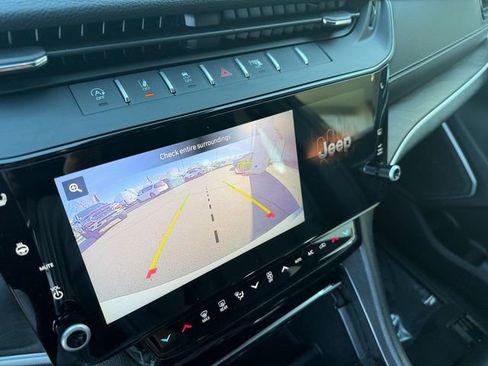 New 2026 Jeep Grand Cherokee Limited w/ Limited Altitude Package image 20