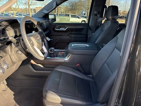 Used 2022 GMC Sierra 1500 SLT image 17