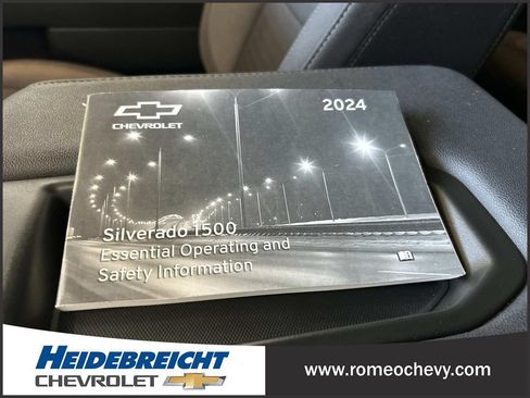 Used 2024 Chevrolet Silverado 1500 LT AWD/4WD image 28