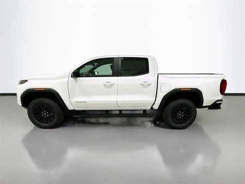 New 2026 GMC Canyon Elevation w/ Convenience Package image 4