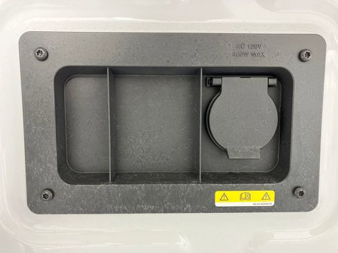 New 2025 Ford Ranger Lariat w/ FX4 Off-Road Package image 29