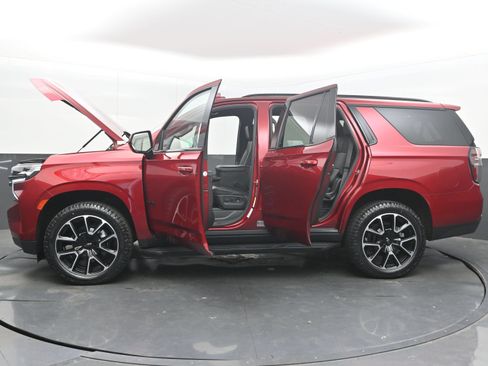Used 2021 Chevrolet Tahoe RST AWD/4WD image 48