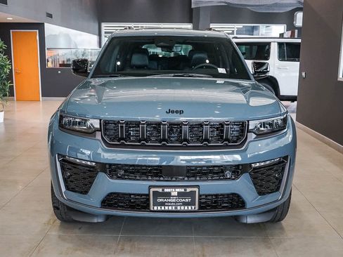 New 2026 Jeep Grand Cherokee L Limited image 2