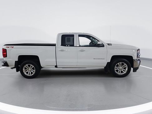 Used 2019 Chevrolet Silverado 1500 LT w/ All Star Edition AWD/4WD image 2