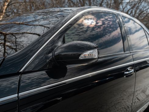 Used 2009 Maybach 57 S image 64