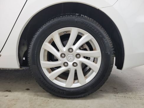 Used 2012 MAZDA MAZDA3 i Touring image 11