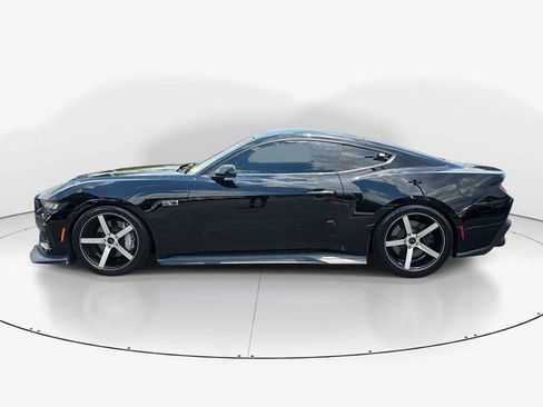 Used 2024 Ford Mustang GT RWD image 8