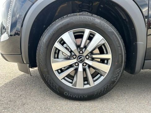 New 2026 Nissan Pathfinder SL AWD/4WD image 11
