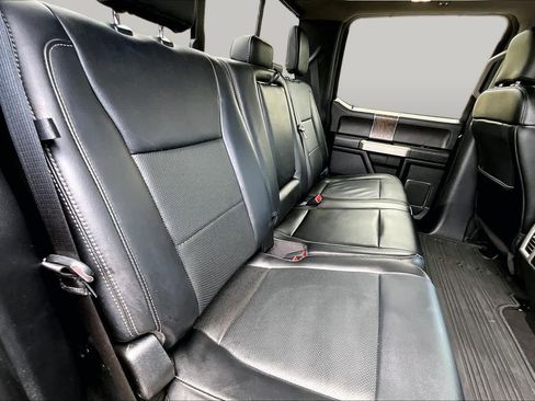Used 2019 Ford F450 Lariat w/ Lariat Ultimate Package AWD/4WD image 22