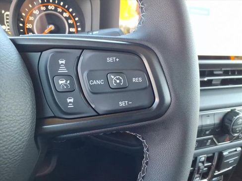 New 2025 Jeep Gladiator Rubicon image 24