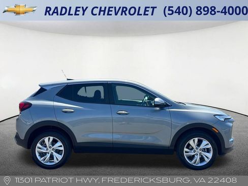 Used 2025 Buick Encore GX Preferred AWD/4WD image 20