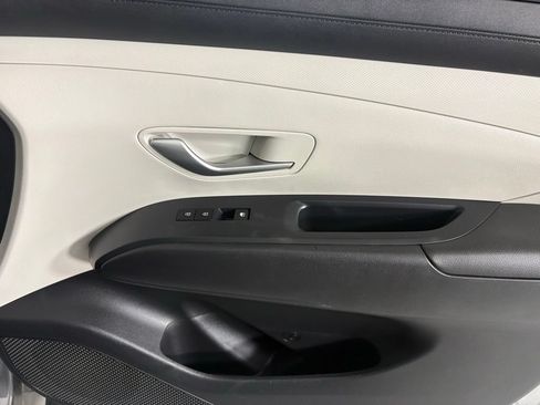 Used 2025 Hyundai Tucson SEL FWD image 12