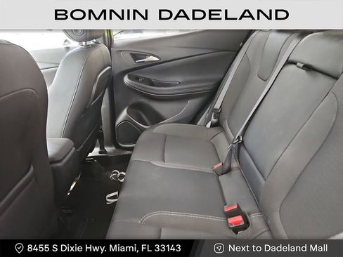 Used 2022 Buick Encore GX Select w/ Sport Touring Package image 9